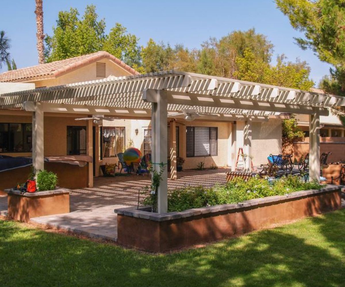 Advanced Page Build - Patio Covers - Visually Appealing Image